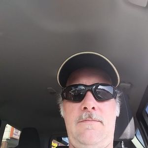 Meet your Posher, Bill